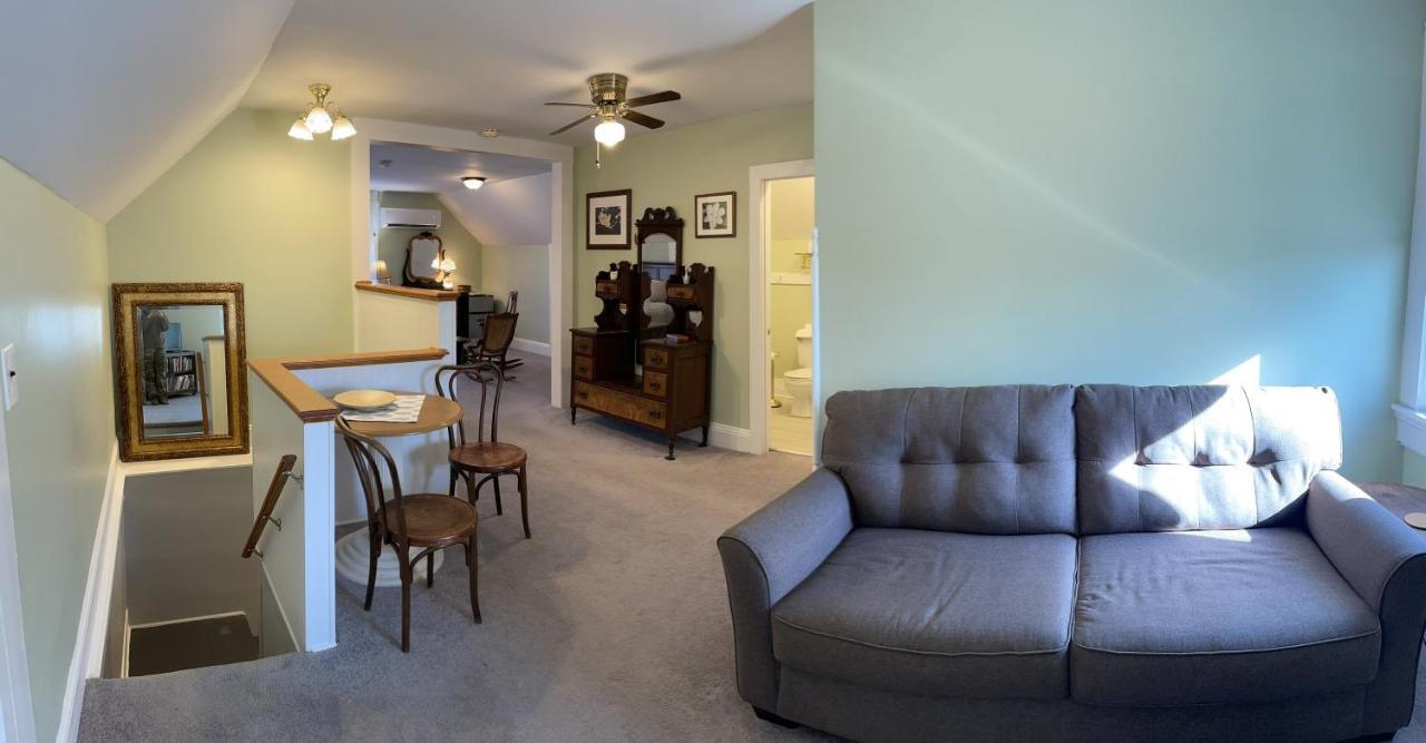 The Grey Swan Inn Llc Blackstone Exterior foto