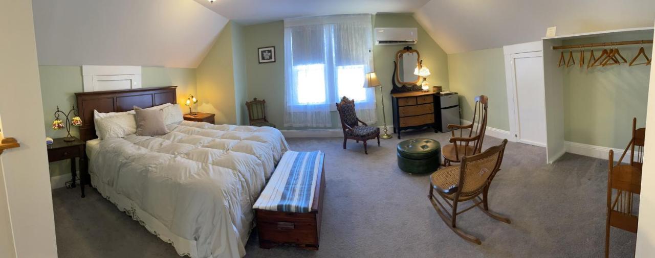 The Grey Swan Inn Llc Blackstone Exterior foto
